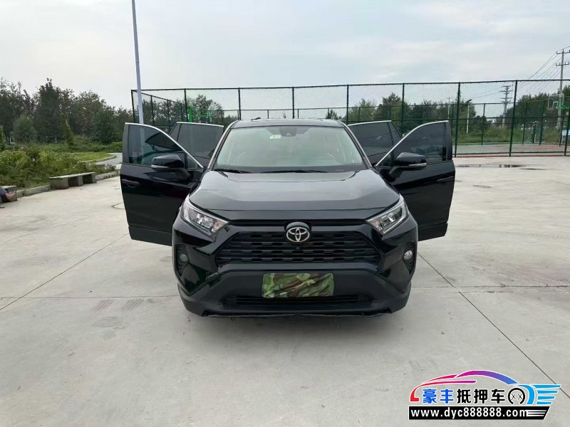 20年丰田RAV4轿车抵押车出售
