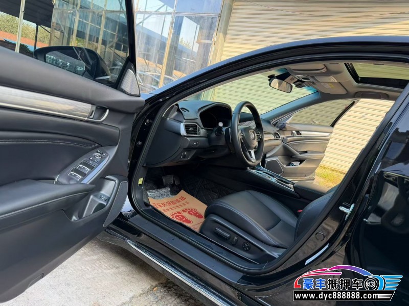 23年本田雅阁轿车抵押车出售