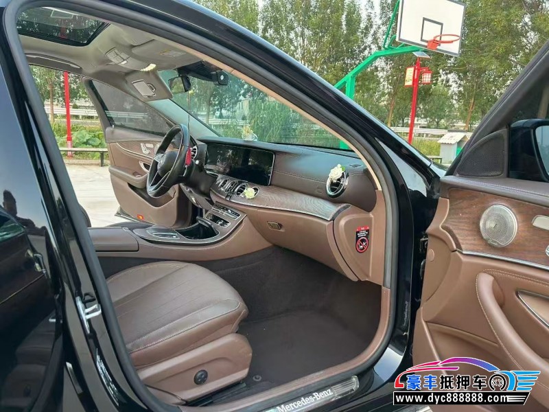 21年奔驰E轿车抵押车出售