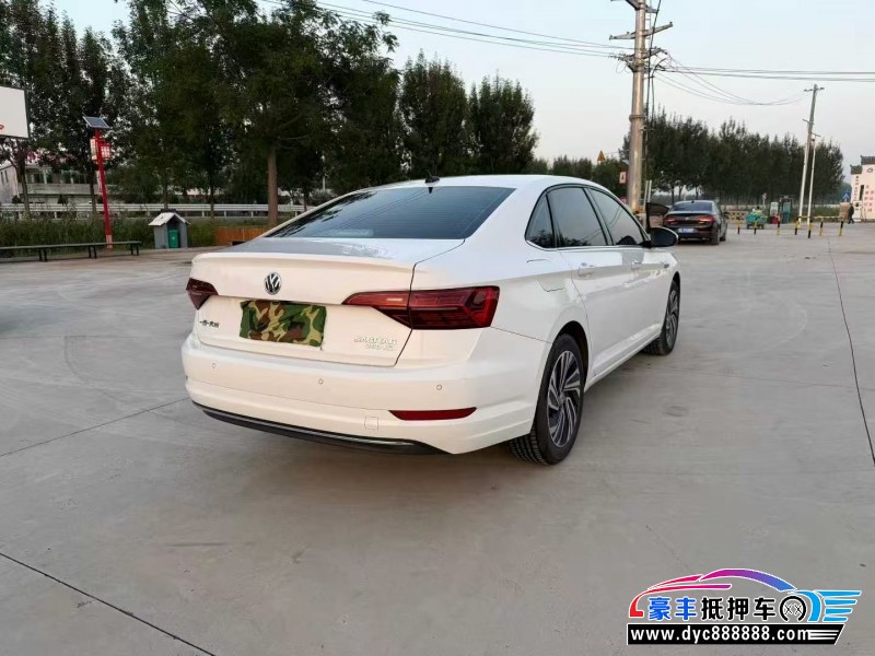 21年大众速腾轿车抵押车出售