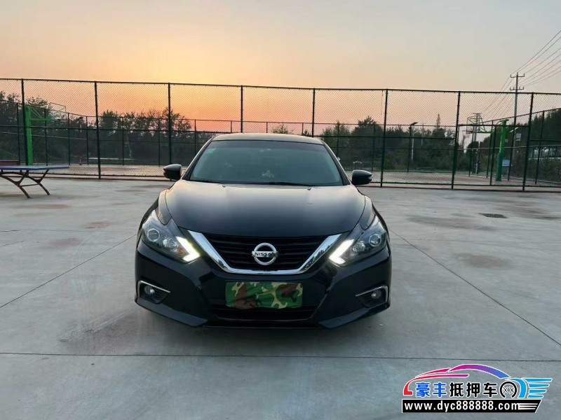18年日产天籁轿车抵押车出售