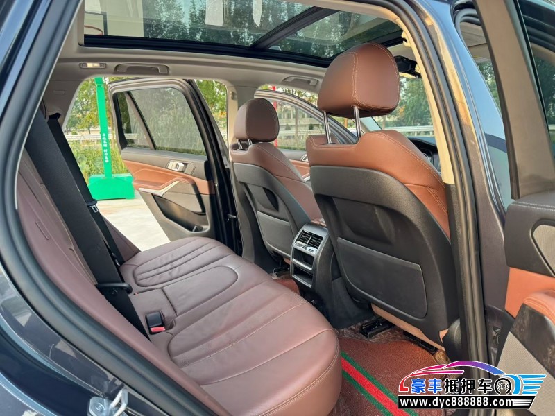 22年宝马X5轿车抵押车出售