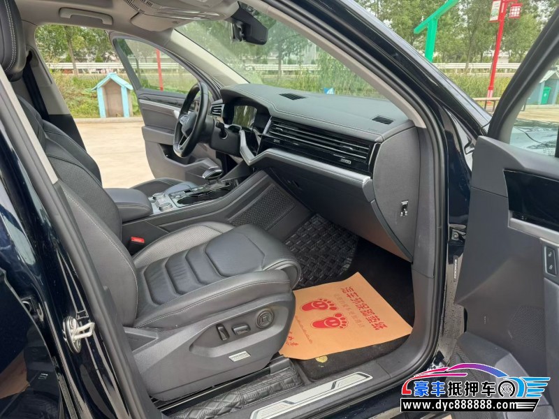 21年大众途锐轿车抵押车出售