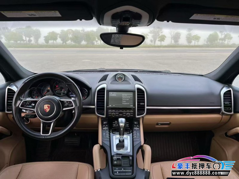 15年保时捷卡宴轿车抵押车出售