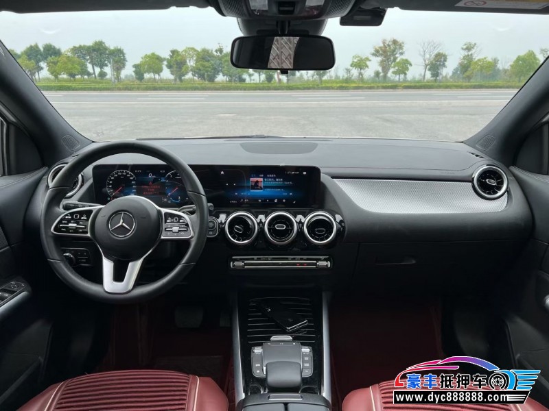 23年奔驰GLA轿车抵押车出售