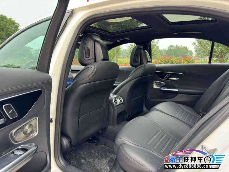 23年奔驰C轿车抵押车出售