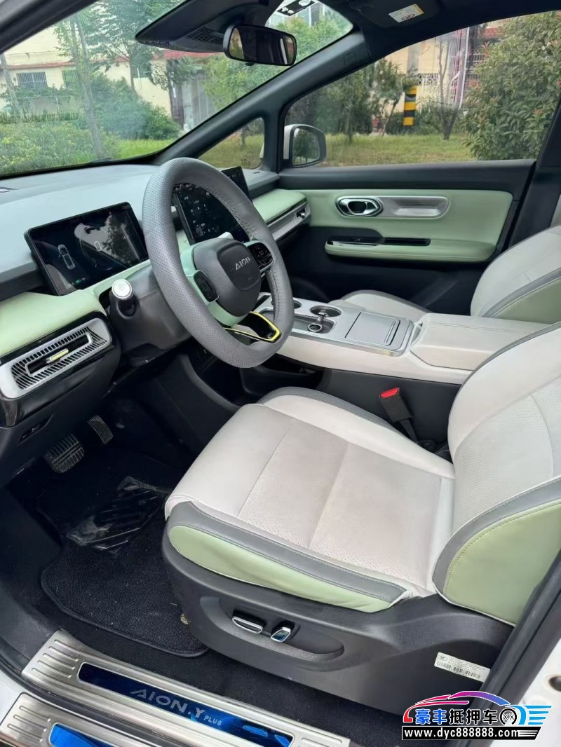 23年埃安Y轿车抵押车出售