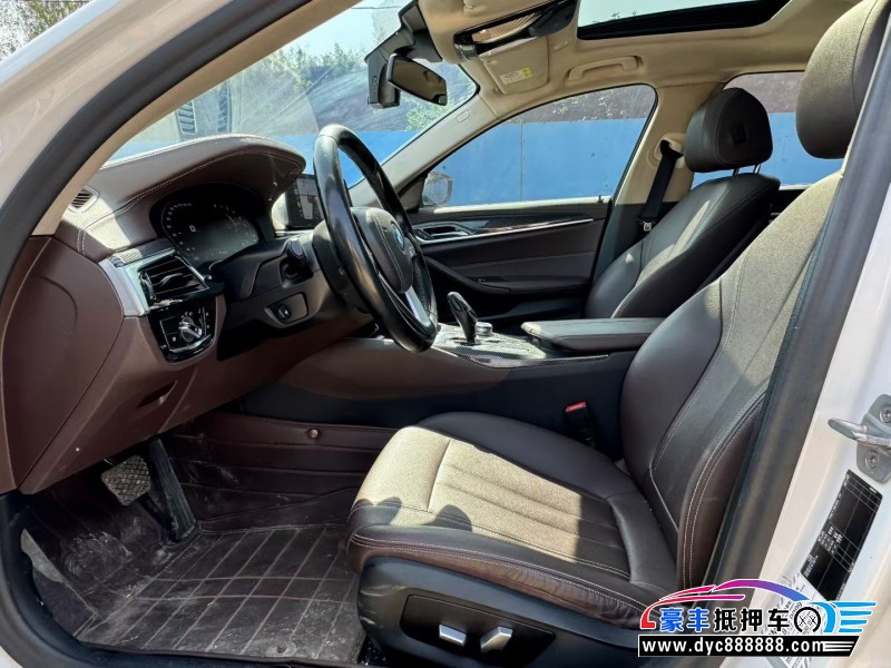 20年宝马5系轿车抵押车出售