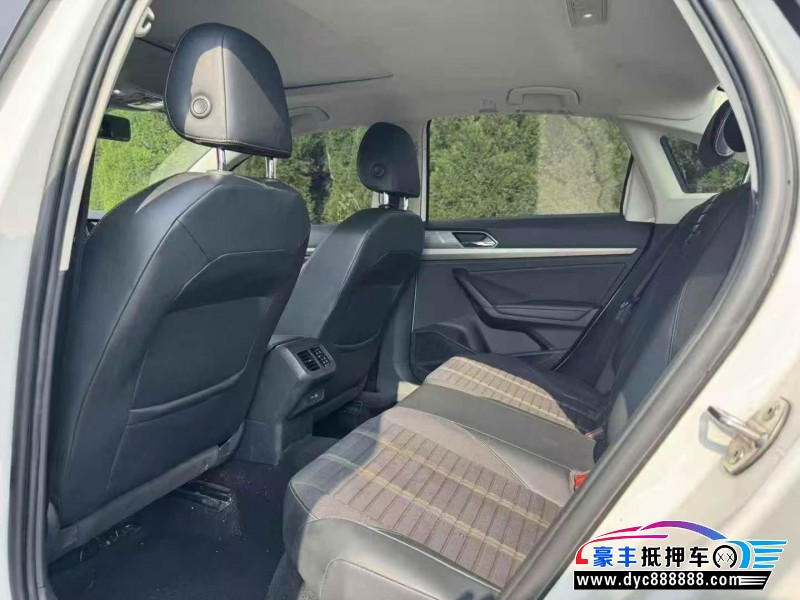 22年大众朗逸轿车抵押车出售