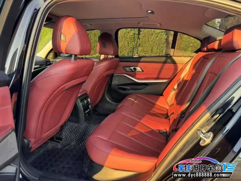 23年宝马3系轿车抵押车出售