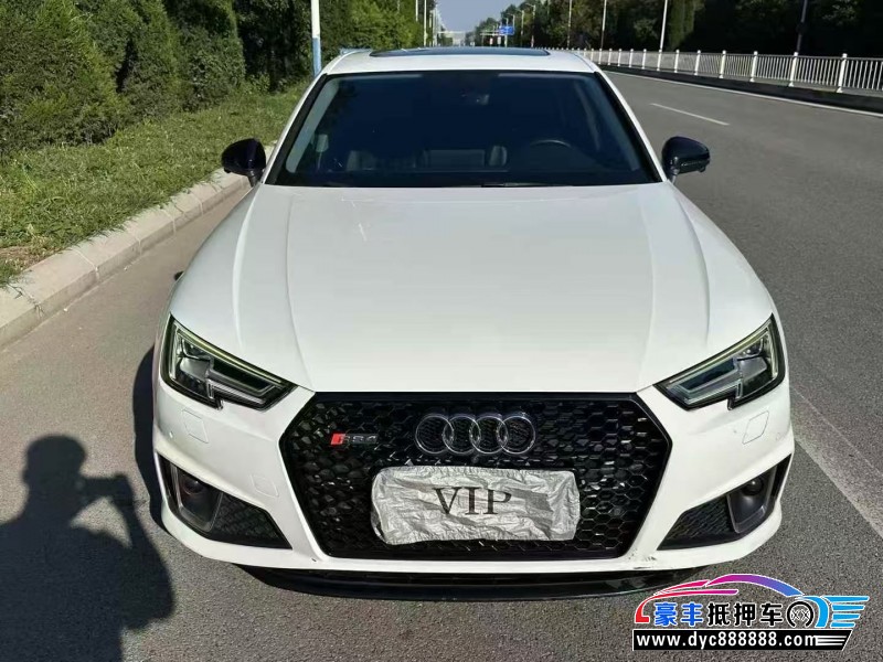 19年奥迪A4轿车抵押车出售