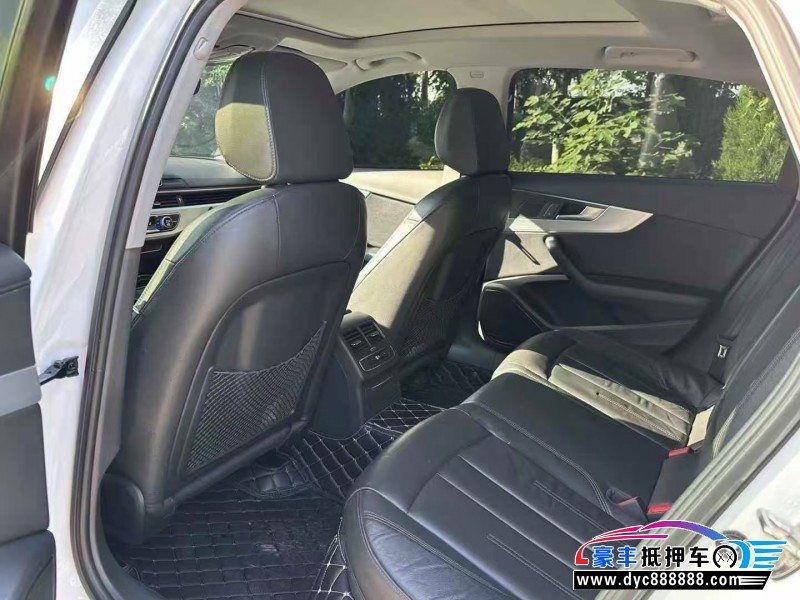 19年奥迪A4轿车抵押车出售