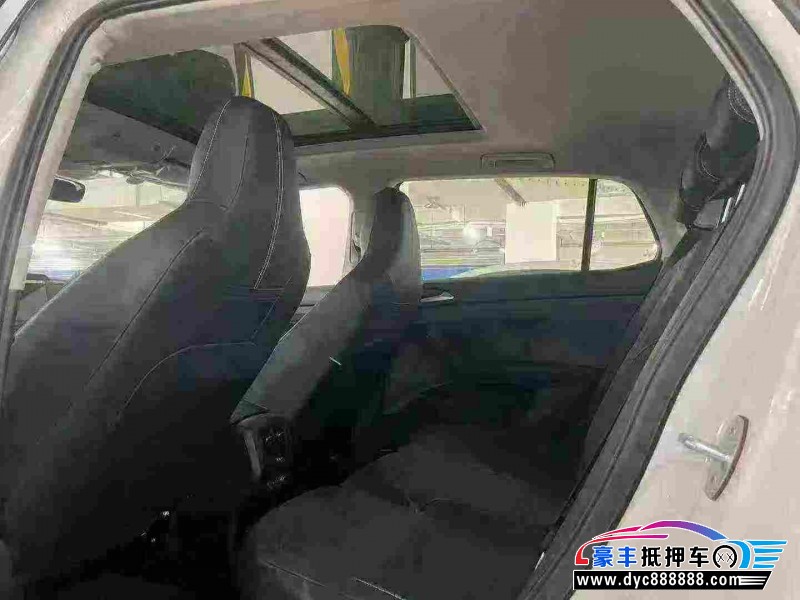 25年大众途岳轿车抵押车出售