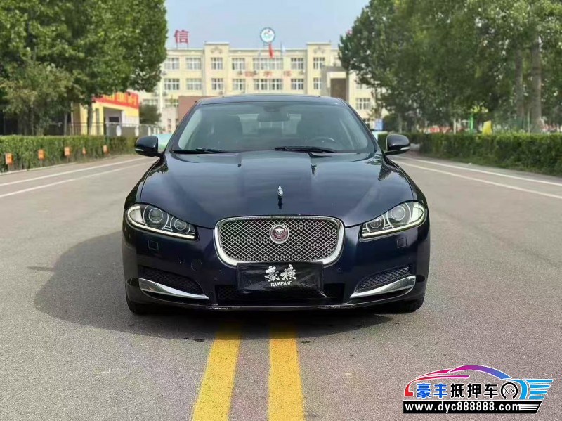 14年捷豹XF轿车抵押车出售