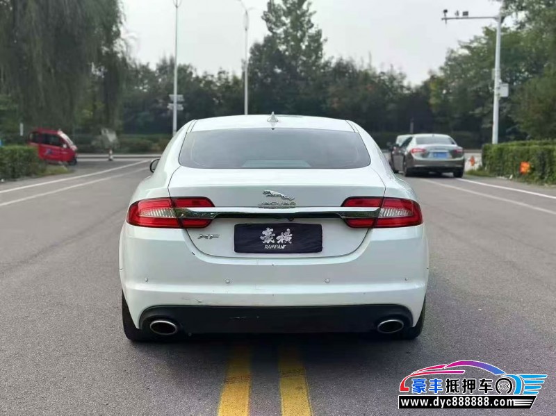 14年捷豹XF轿车抵押车出售