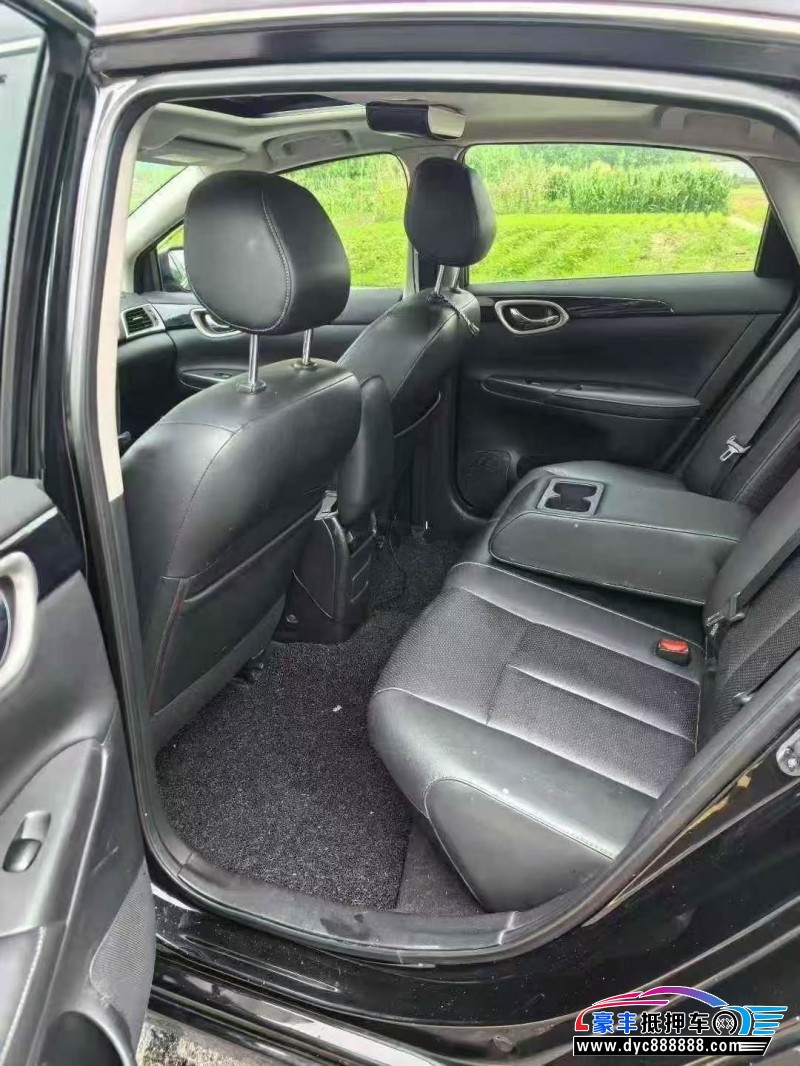 19年日产轩逸轿车抵押车出售