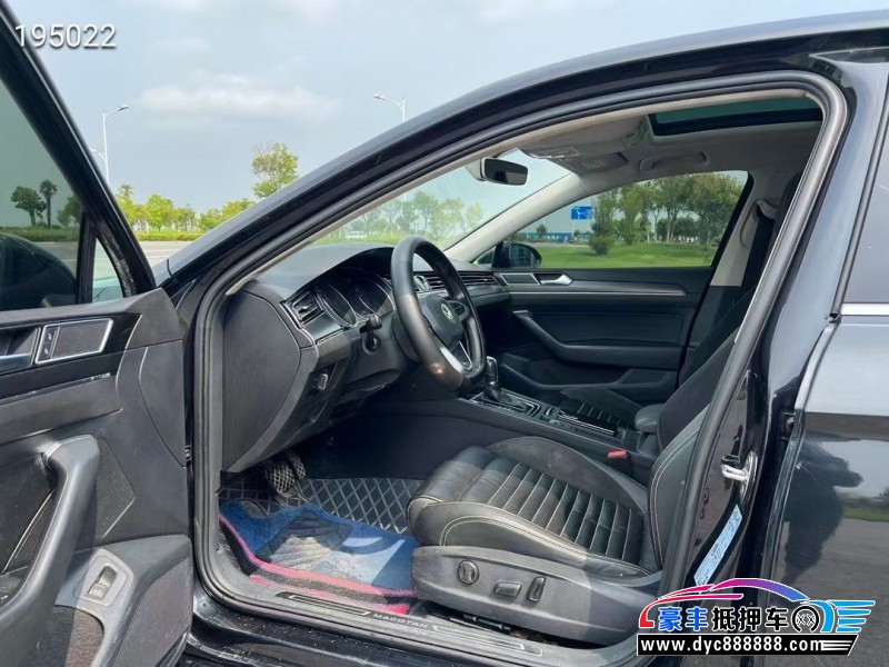 20年大众迈腾轿车抵押车出售