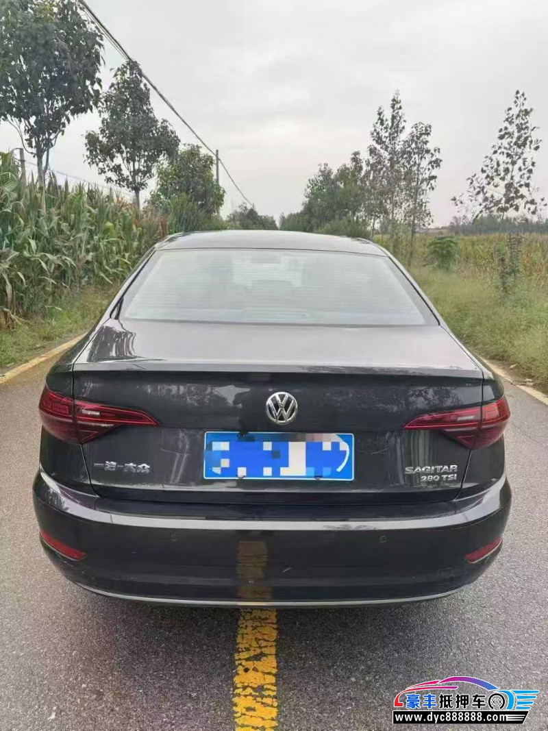 19年大众速腾轿车抵押车出售