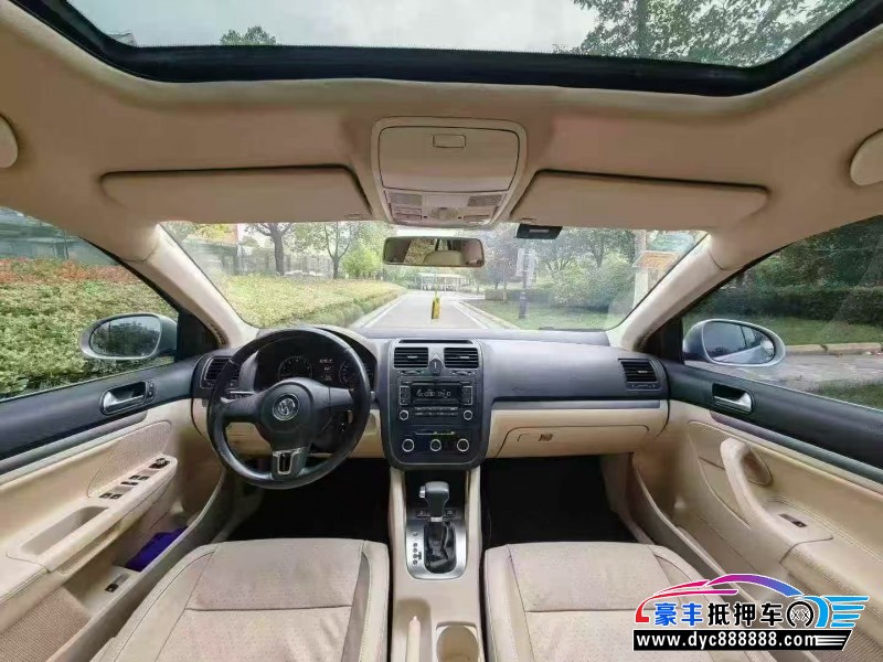 11年大众速腾轿车抵押车出售