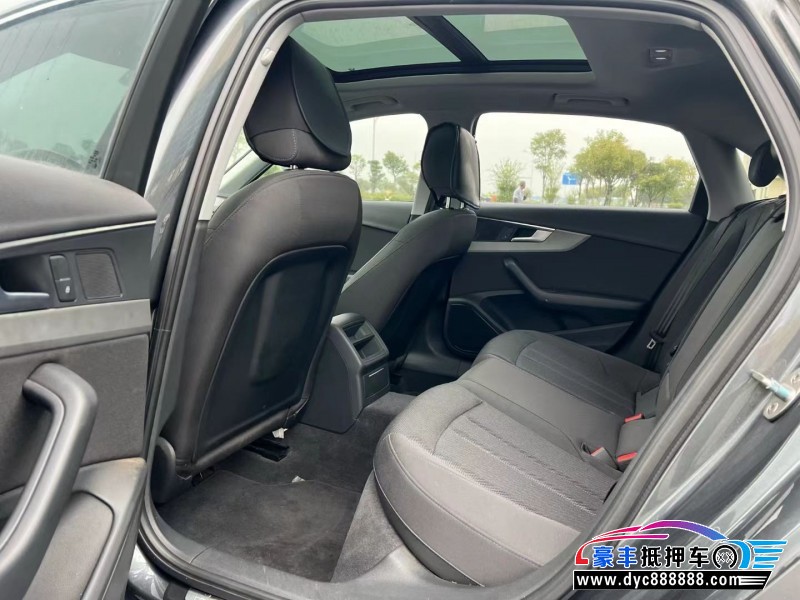 20年奥迪A4L轿车抵押车出售