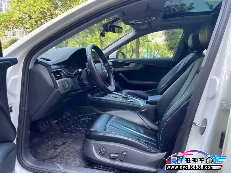 20年奥迪A4L轿车抵押车出售