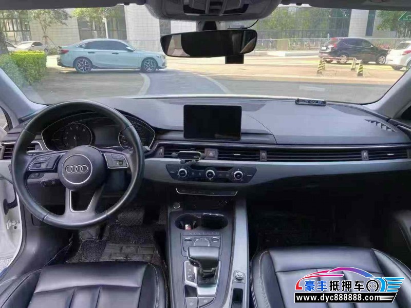 20年奥迪A4L轿车抵押车出售