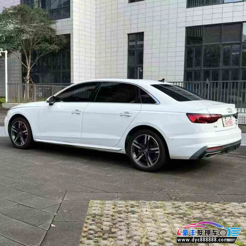 21年奥迪A4L轿车抵押车出售