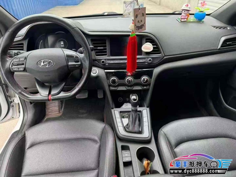 19年现代领动轿车抵押车出售