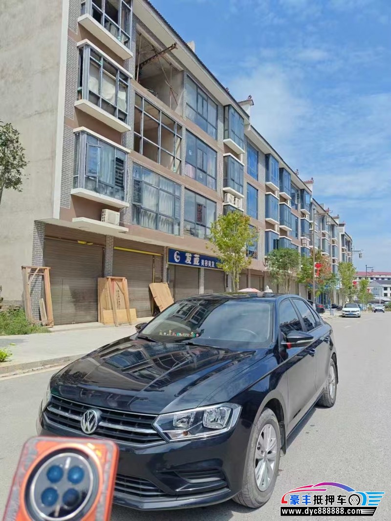 17年大众宝来轿车抵押车出售
