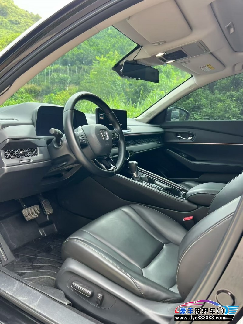 23年本田雅阁轿车抵押车出售