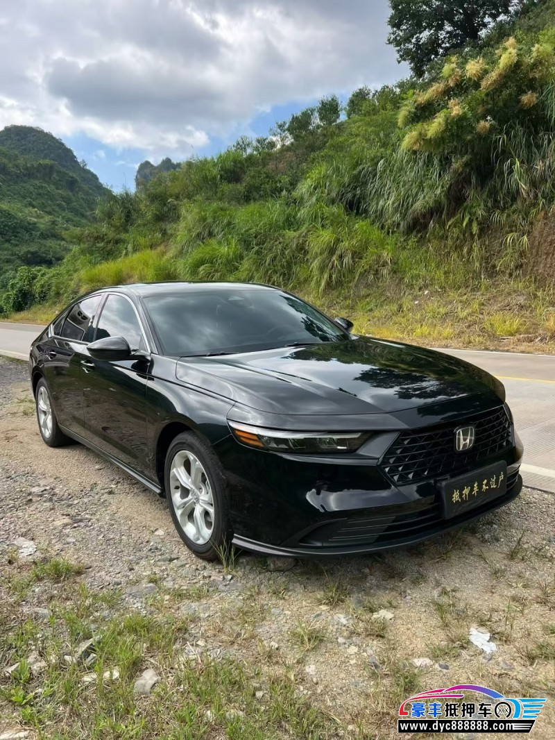 23年本田雅阁轿车抵押车出售