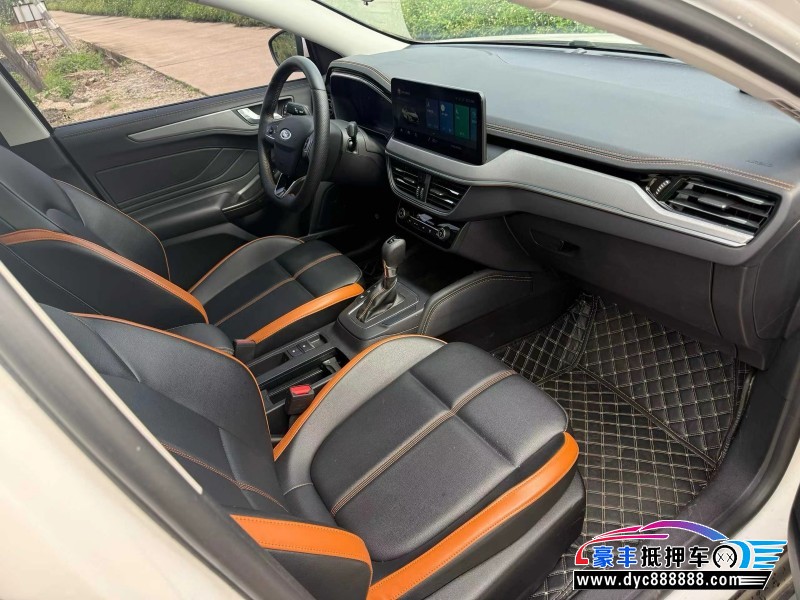 23年福特福克斯轿车抵押车出售