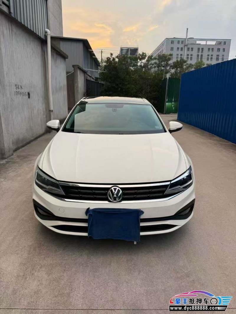 19年大众凌渡轿车抵押车出售