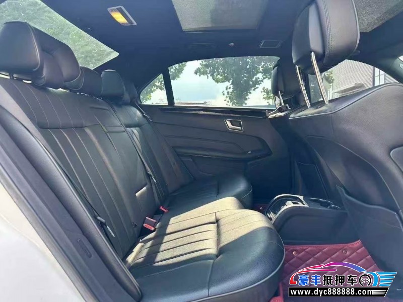 16年奔驰E轿车抵押车出售