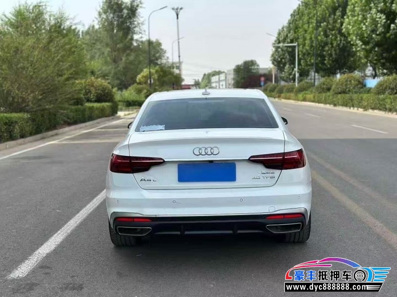 22年奥迪A4L轿车抵押车出售