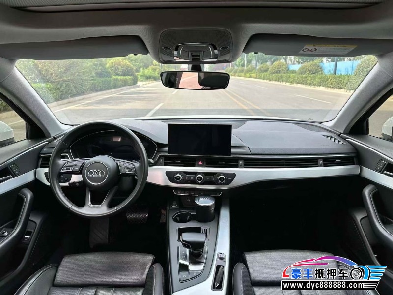 22年奥迪A4L轿车抵押车出售