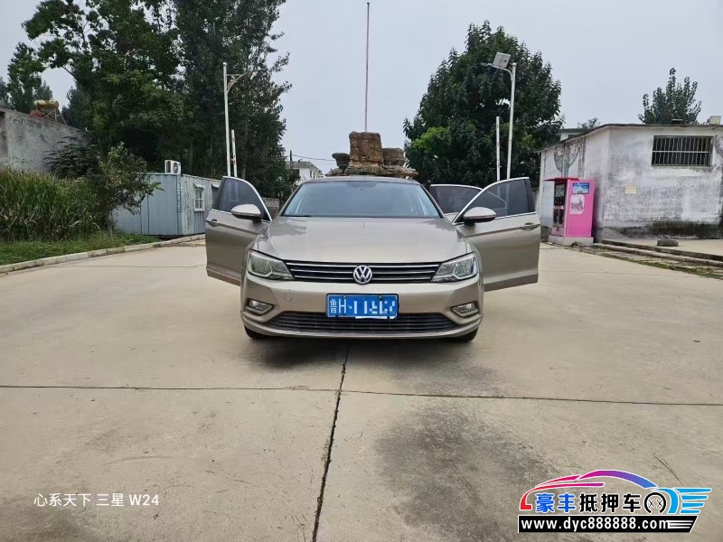 16年大众凌渡轿车抵押车出售