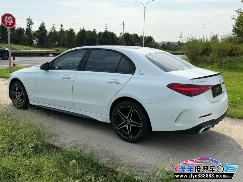 23年奔驰C轿车抵押车出售