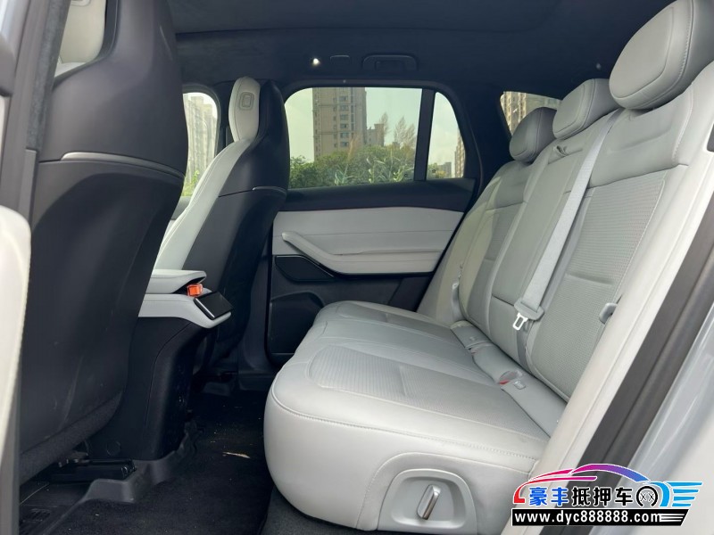 24年蔚来ES6轿车抵押车出售