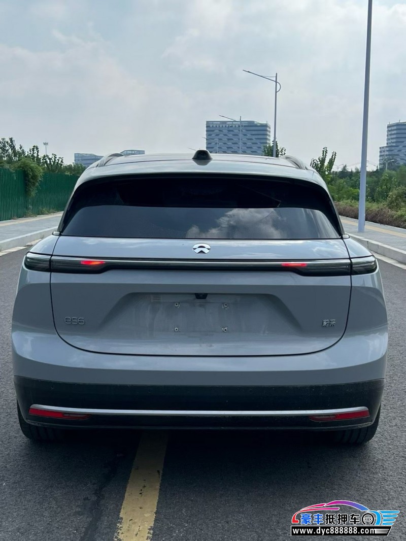 24年蔚来ES6轿车抵押车出售