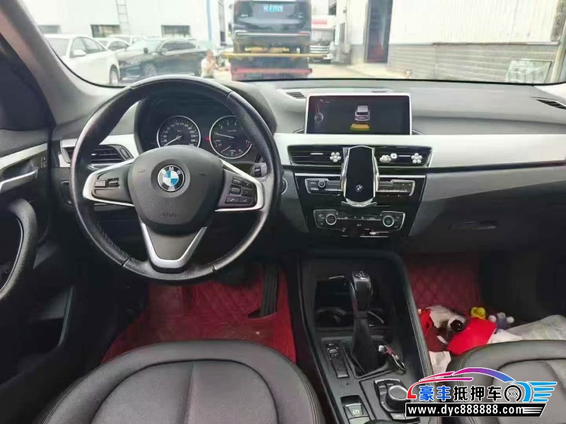 17年宝马X1轿车抵押车出售