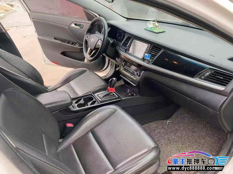 17年现代名图轿车抵押车出售