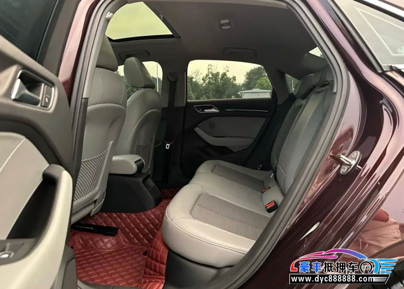 18年奥迪A3轿车抵押车出售