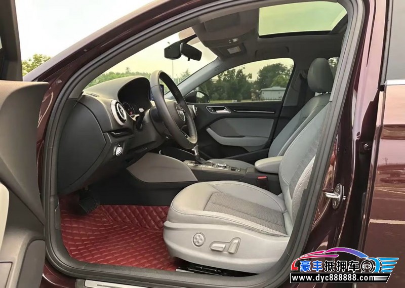 18年奥迪A3轿车抵押车出售