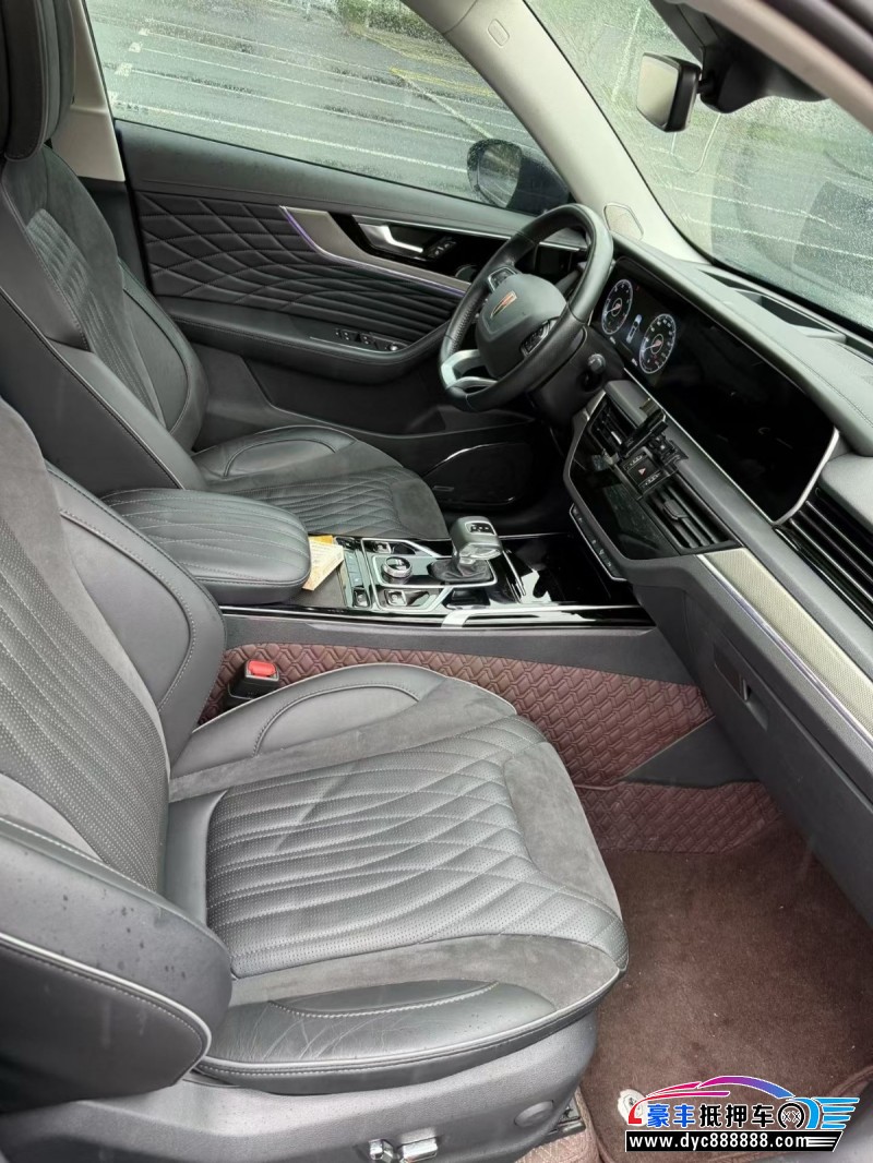 22年红旗HS5轿车抵押车出售