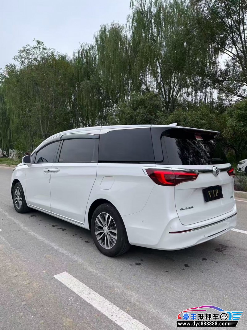 24年别克GL8轿车抵押车出售