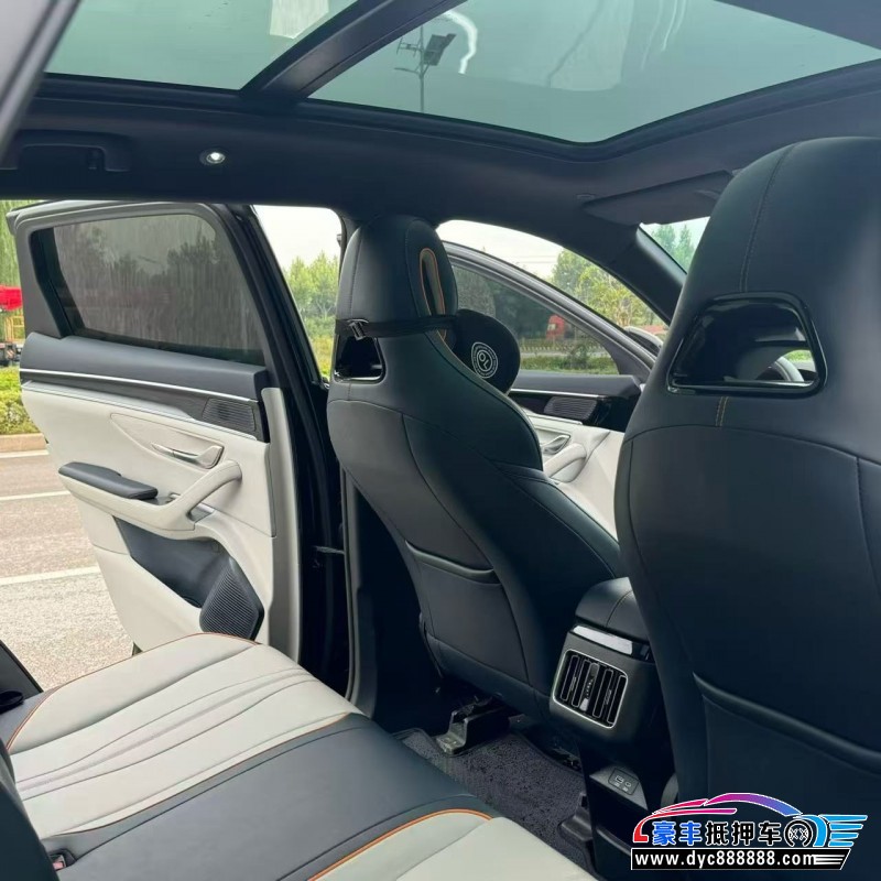 24年比亚迪宋轿车抵押车出售