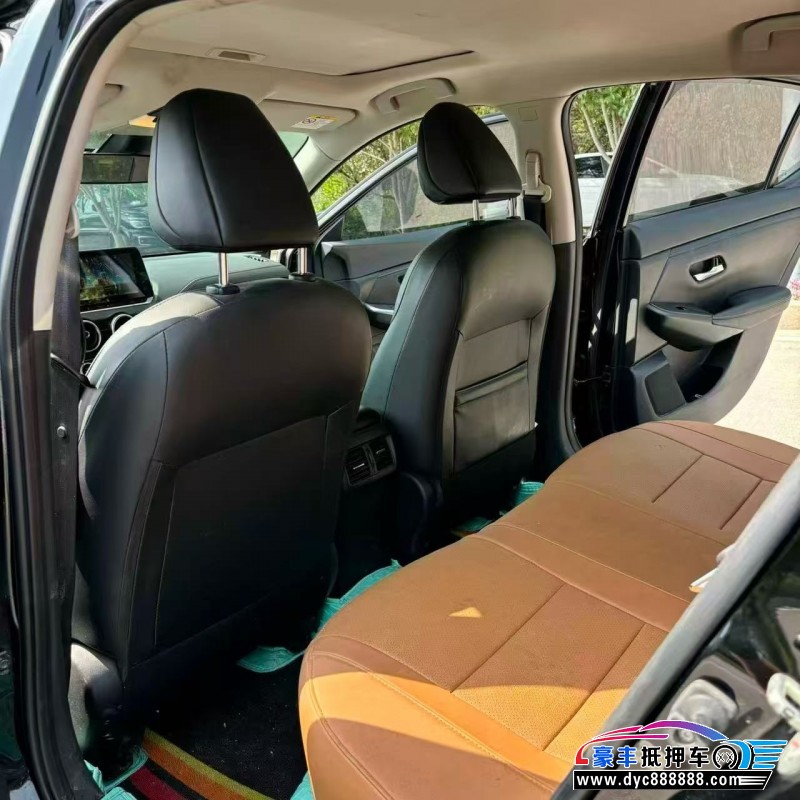 20年日产轩逸轿车抵押车出售