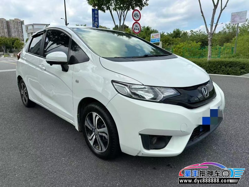 15年本田飞度轿车抵押车出售