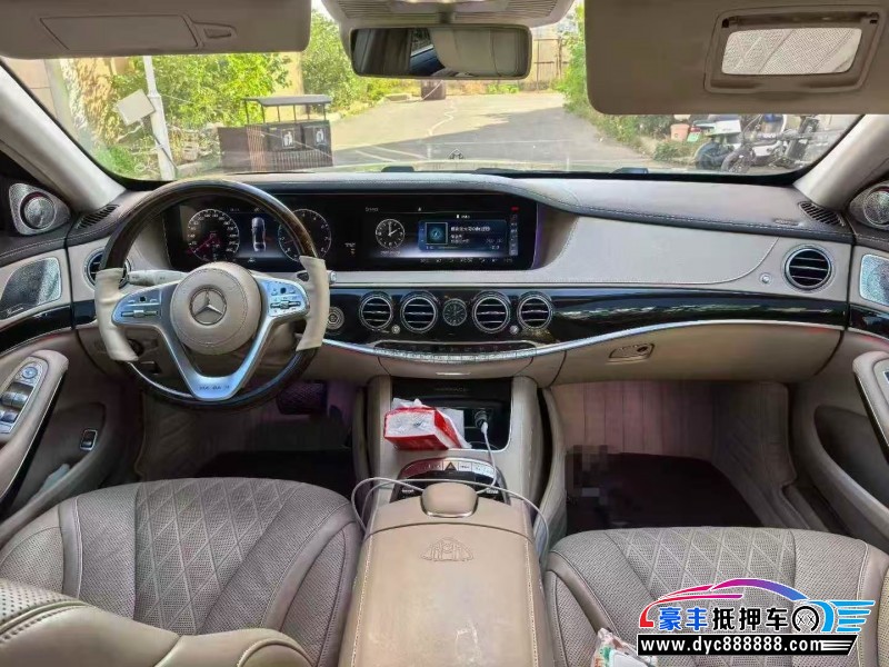 20年奔驰迈巴赫S级轿车抵押车出售